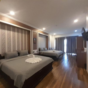 4 RIVERS HOTEL